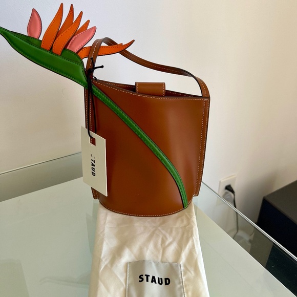 STAUD The Bird Of Paradise Bucket Bag - Picture 1 of 11